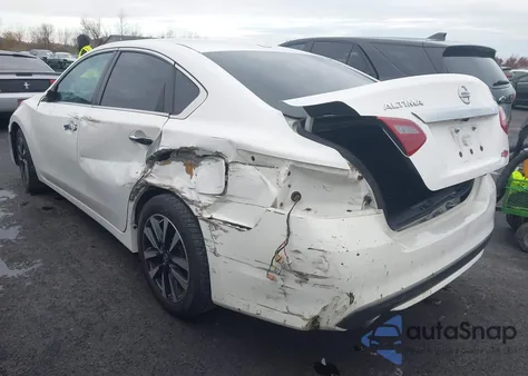2018 Nissan Altima 2.5 Sv z USA, uszkodzony, nr VIN 1N4AL3AP4JC262618